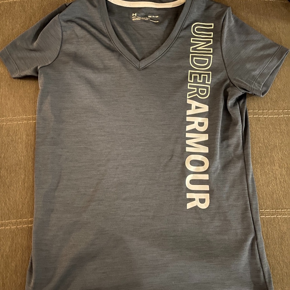 Under Armour tee